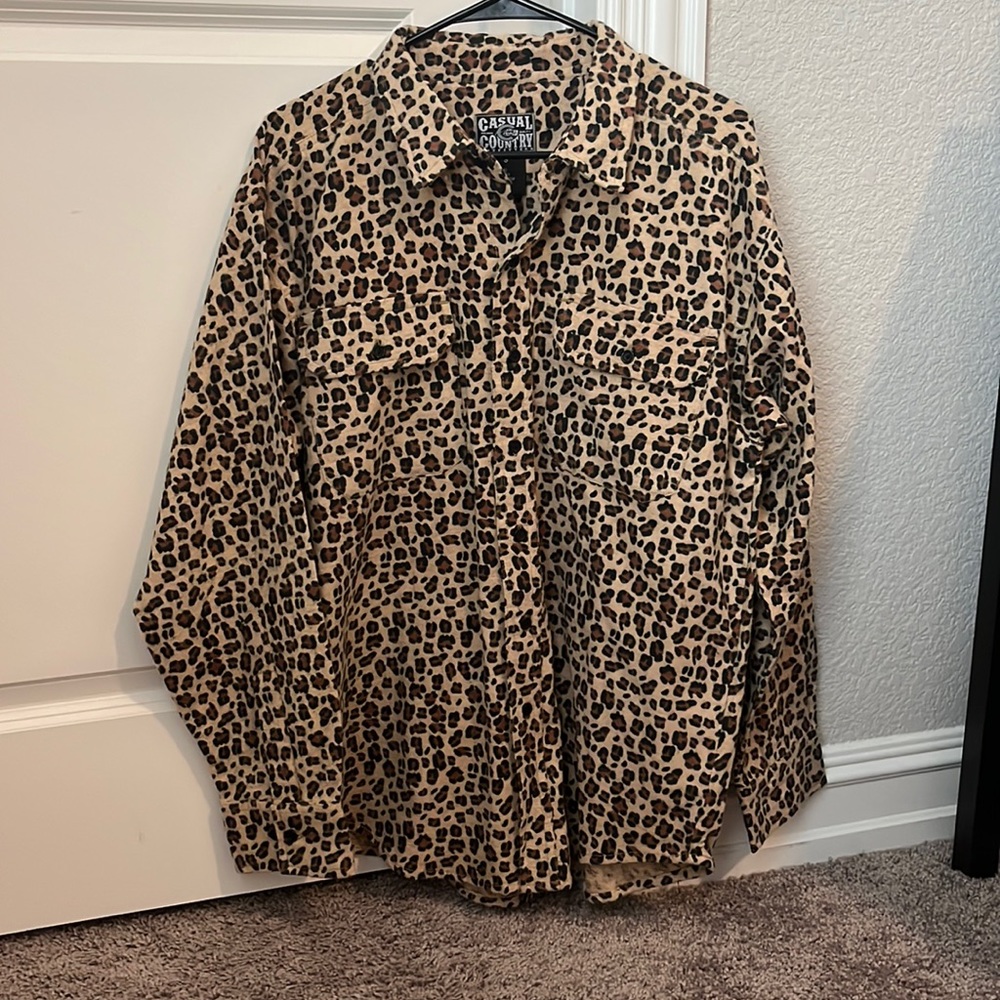 Casual Country leopard button down